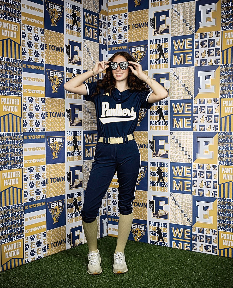 Aislynn Burnett tweet media