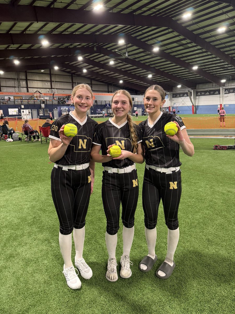 Nebraska Gold - 2011’s/14u National tweet media
