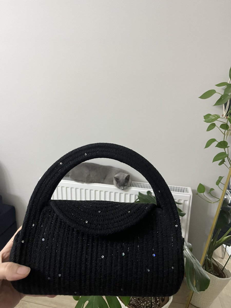 CvKcollective's tweet photo. Yeni tasarımımı gururla sunarım 🥰 https://t.co/xl4P8lFsG3