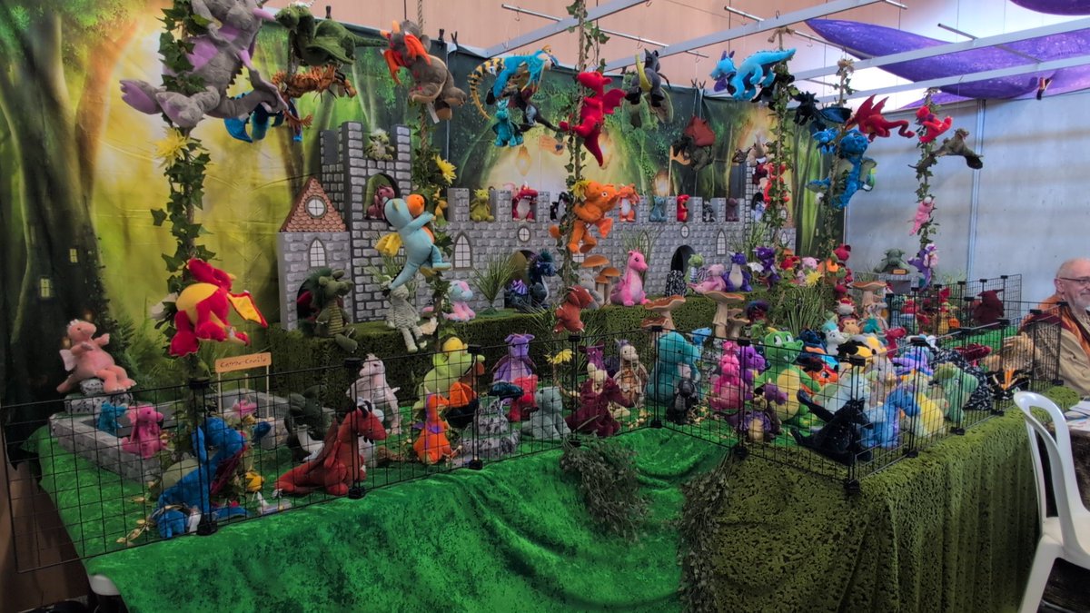 Rhaeloth tweet media