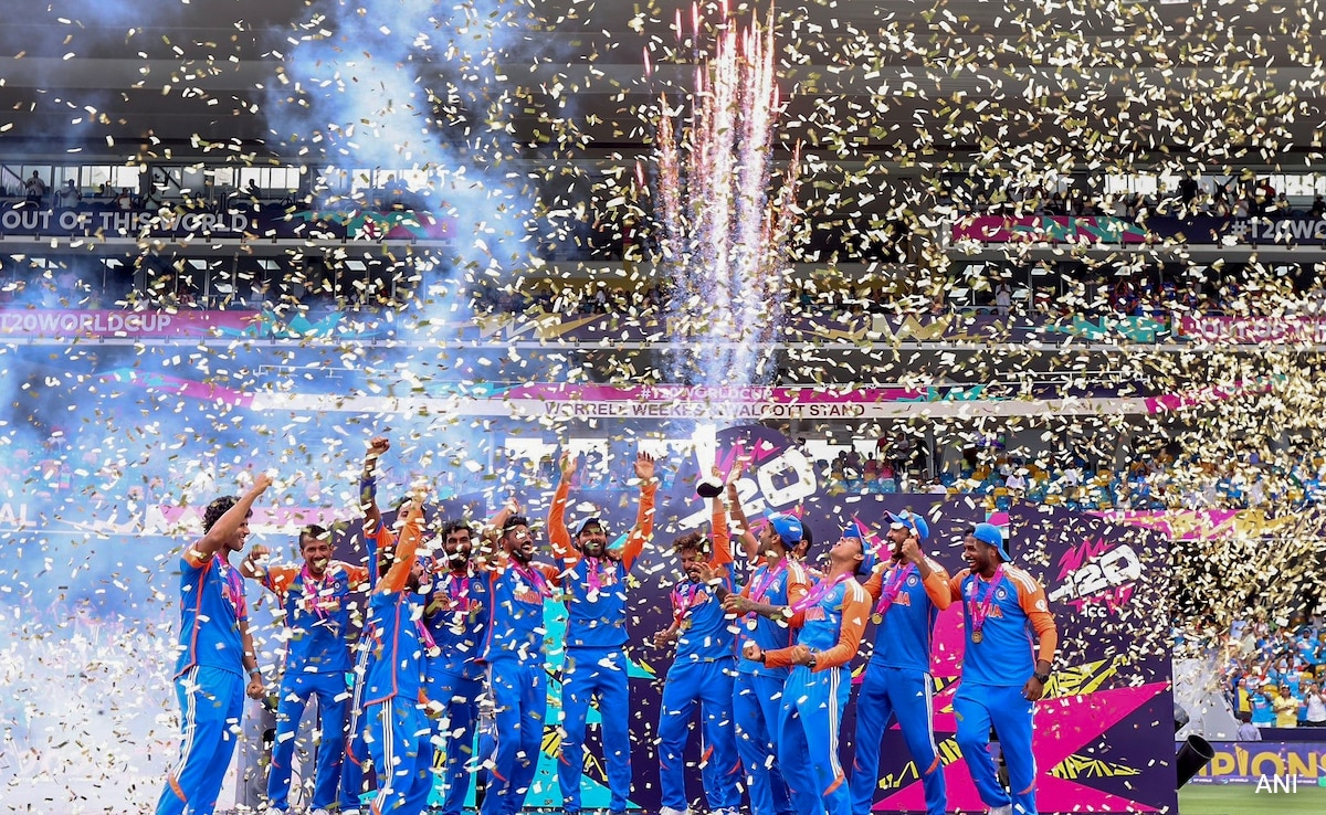 India historic 3rd T20 World Cup title. Congratulations Team India 🇮🇳  🎊 
#IndiaVsNewZealand #T20WorldCup2026final #IndianCricketTeam #India #Congratulations #apbtelugunews