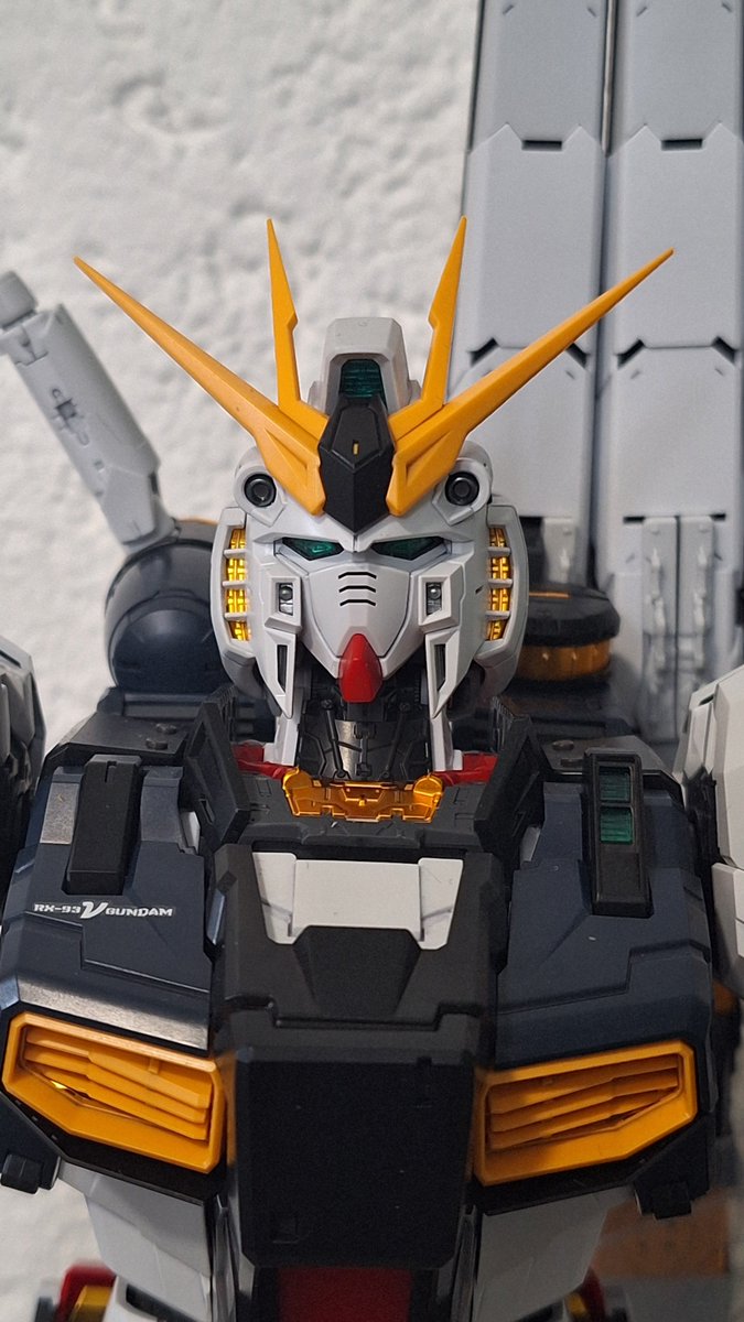 mafiuyu's tweet image. PGU Nu Gundam complete

#gunpla 
#perfectgrade
#perfectgradeunleashed