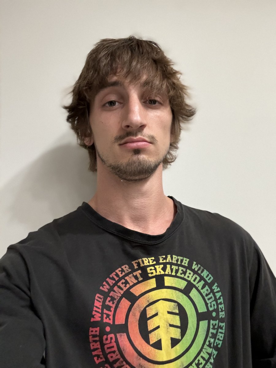 Master Vojd tweet media