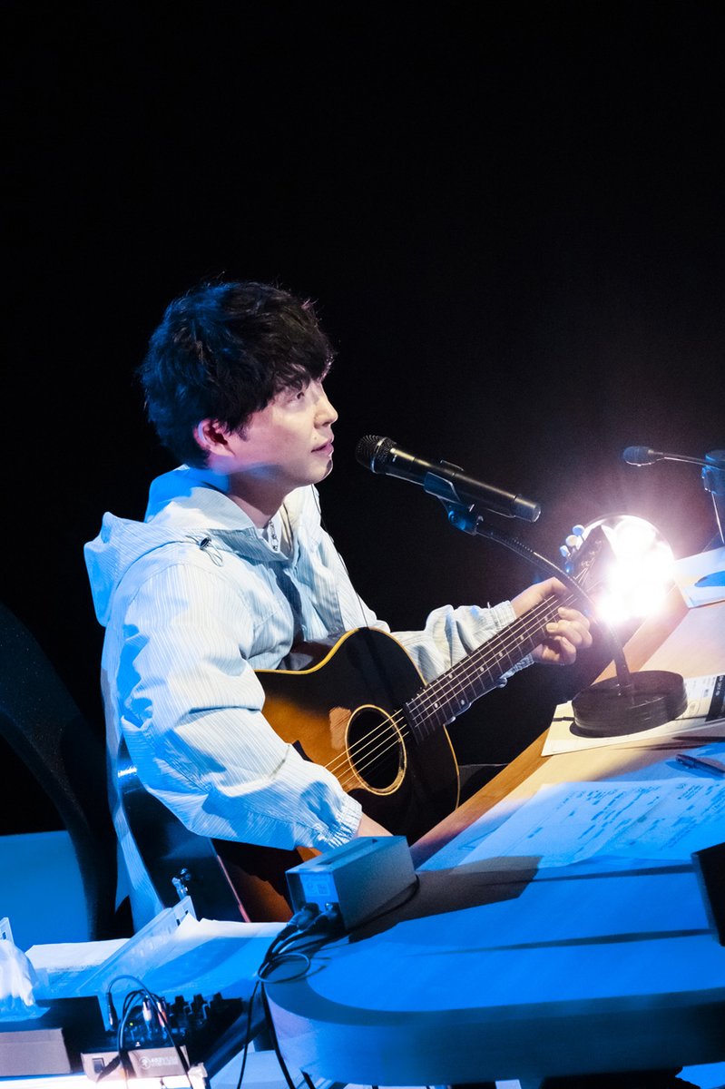 edgelinetokyo's tweet photo. 「星野源のオールナイトニッポン in 日本武道館」公式レポート！配信・会場で3万人 https://t.co/TnsmGod7oe 

写真6枚
「泣きそうになる……」と率直な思いを吐露する一幕も
撮影：田中聖太郎
#星野源ANN武道館 https://t.co/6zprJvwBS7