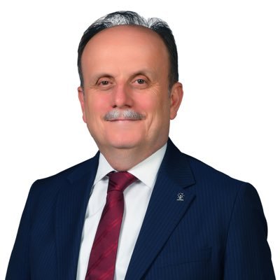 Konyaspor421922's tweet photo. Bü gün yaşanan Hakem skandalından Mehmet baykan sorumludur Malesef Konya siyasi lobisi çok etkisiz Ferhat gündoğdunun Mehmet baykana olan düşmanlığı yüzünden Konyaspor doğranıyor Konyalı bakanlar Murat kurum Mustafa çiftçi olaya El atmalı @mehbaykan @murat_kurum #Ümitöztürk https://t.co/WyP8zGECNm