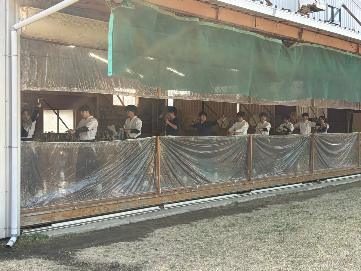 CitKyudo's tweet photo. 3月4日から圡善旅館さんにて4日間の春合宿を行いました。この4日間は自身の成長に繋がる素晴らしい時間になりました。
圡善旅館さんありがとうございました!
またご参加いただいたOBの方々もご指導ありがとうございました!! https://t.co/kD2BXZBCBQ