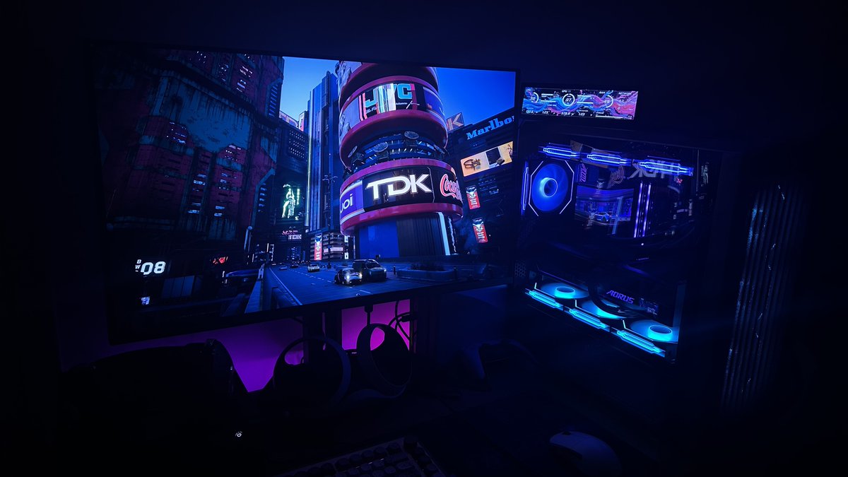 battlerigs's tweet image. It’s SETUP SHOWDOWN SUNDAY‼️🦾

Time to show off YOUR setups. Send them in via DM or tag me in your post for a reshare! I’ll upload them to my page and show them off!

This one is mine, now show me yours‼️

#desksetup #battlestation #pcsetups #gamingrigs #setupshowdown