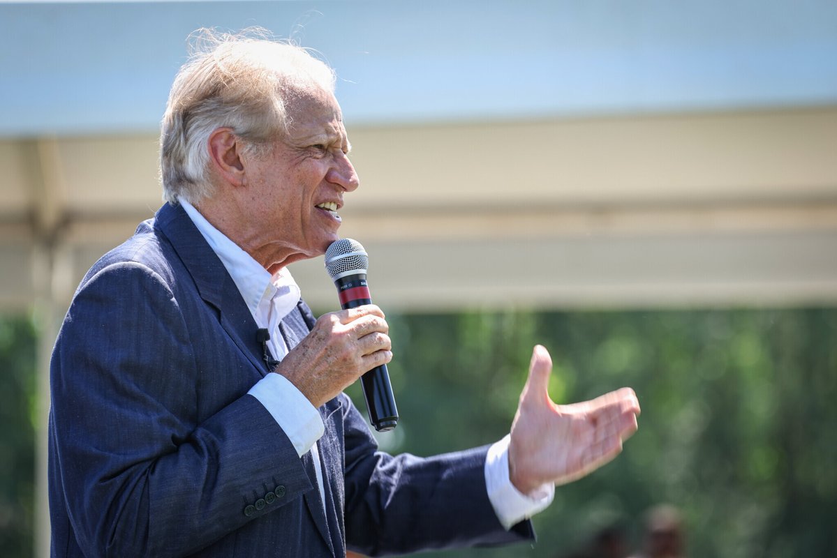 Le Parisien tweet media