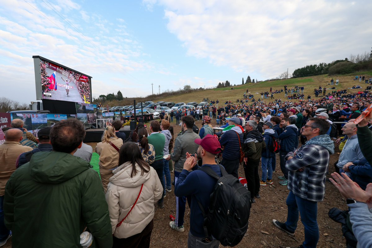 Strade Bianche tweet media