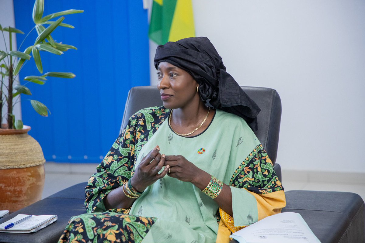 UN_Togo's tweet photo. La Coordonatrice résidente @CoumbaDSow a reçu Me Sanvee, Président de la @CndhTogo.
Une rĂ©union de travail sur le prochain examen pĂ©riodique universel #EPU et les avancĂ©es du Togo dans la mise en Ćuvre de lâ#ODD16, et des droits sociaux, Ă©conomiques et environnementaux. https://t.co/ZUHmFfxL1u