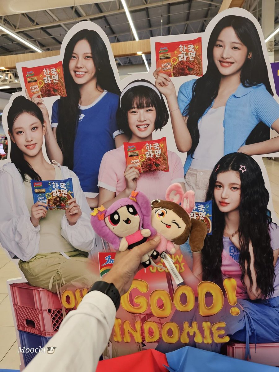 pfffttt saying this while Newjeans is EVERYWHERE. even on ur indomie, theres Newjeans!