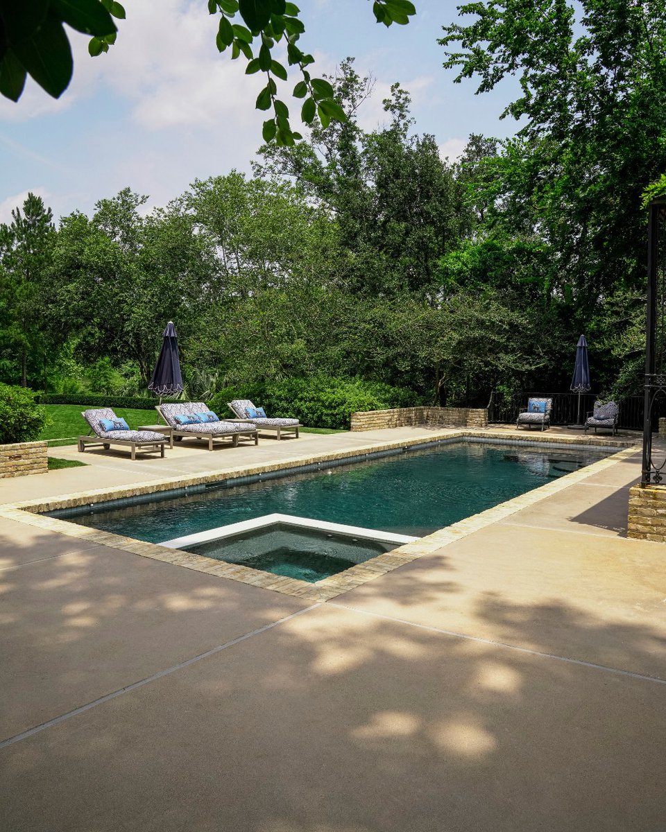 Hogue Landscape Services tweet media