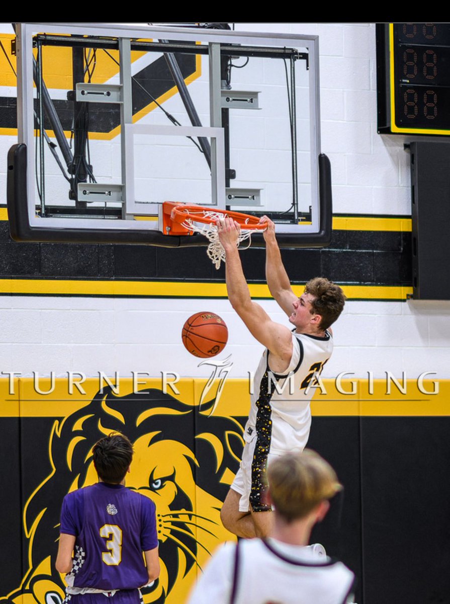 Clear Lake Basketball tweet media