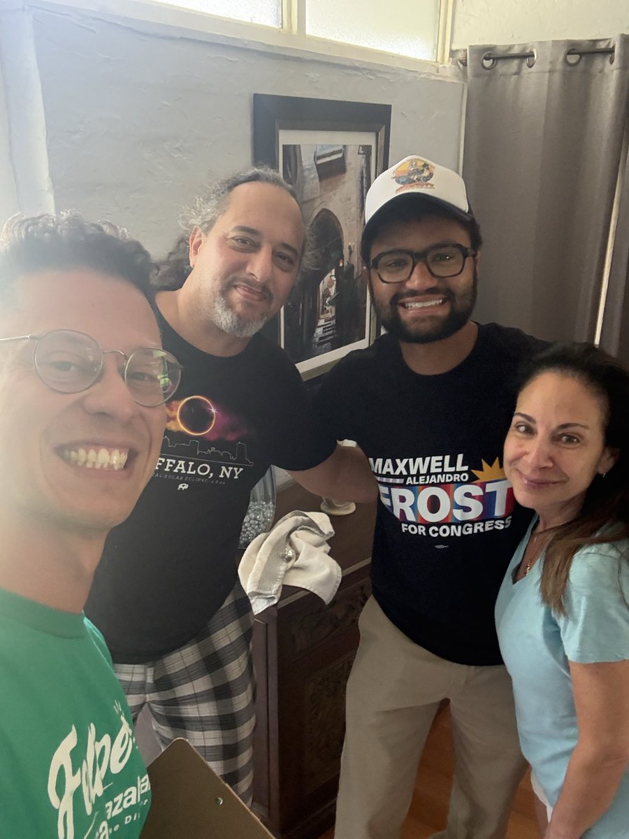 Felipe Sousa Lazaballet tweet media