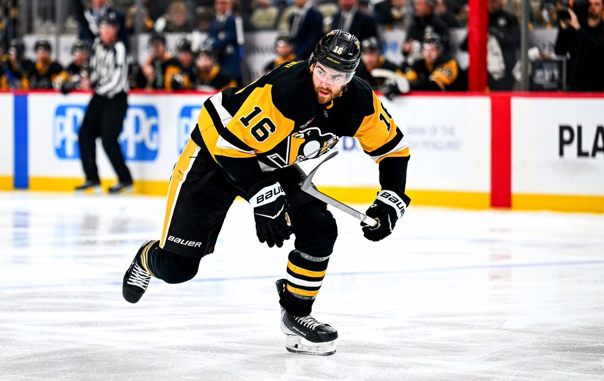 Penguins PR tweet media