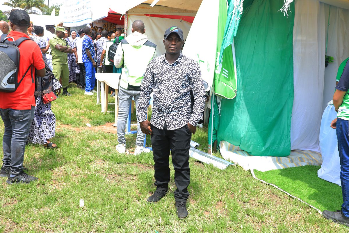 HemediMunga's tweet photo. Nimeshiriki maadhimisho ya siku ya wanawake duniani kimkoa katika kiwanja cha TASAF wilayani Sikonge.

Hakika ukimuelimisha Mwanamke unakuwa umeuelimisha umma. Kila la heri Wanawake wote.
💯☝️👏👏👏🙏🙏🙏 https://t.co/oymYDkLyXY