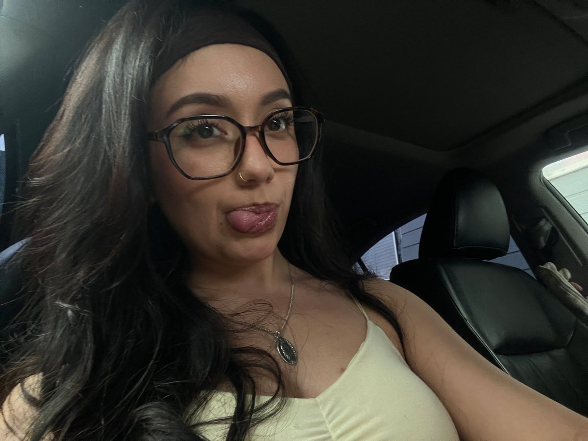 b⭑.ᐟ tweet media