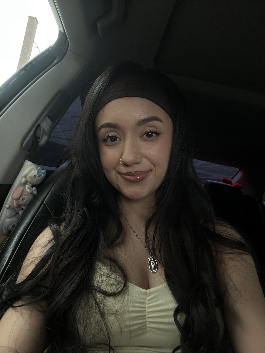 b⭑.ᐟ tweet media