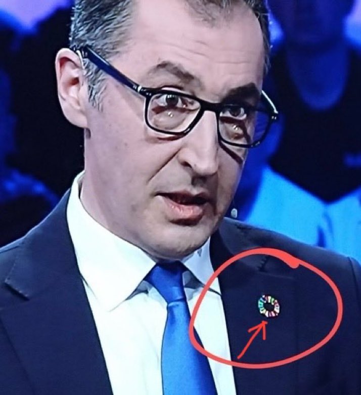 ThomasP Müller, MdK (Mitglied der Krankenkasse) tweet media