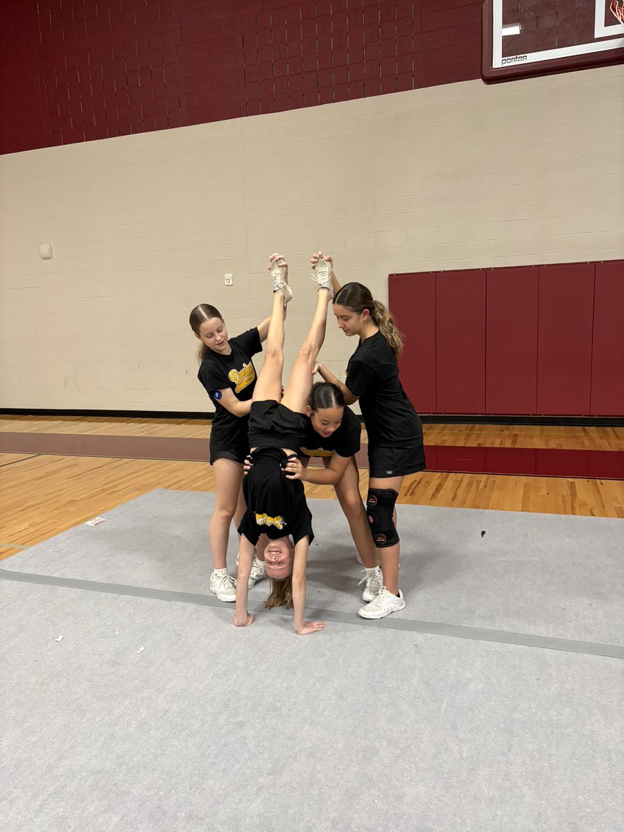 Henry Scott Middle School tweet media