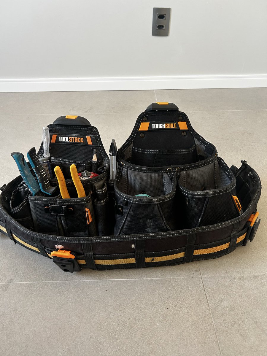 xDennielL's tweet photo. #thoughbuilt
#installer
#deywaller https://t.co/7dsnwz4cuC