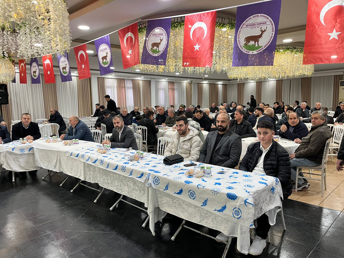 sbeylimgd's tweet photo. Genel başkan yardımcımız @HarunPalaaa  bey ilçe başkanım��z Tarık ÖZER ve yönetim kurulu olarak 
Ordu ili fatsa ilçesi geyikçeli iftar programına katılım sağladık.
Emeği geçen herkesten ALLAH razı olsun inşaALLAH 
ALLAH kabul etsin inşaALLAH https://t.co/x1pp2Z2kzb
