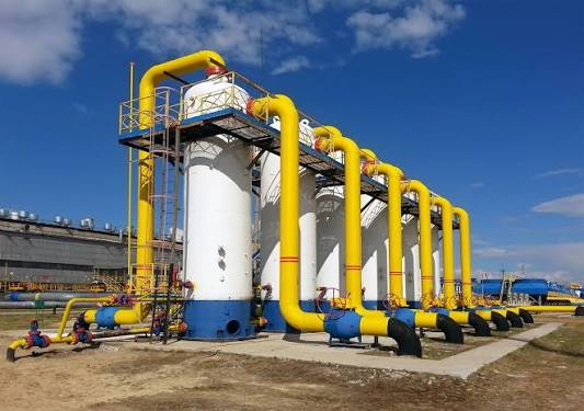 ⚡JUST IN - Britain has just TWO DAYS' worth of gas stored up
