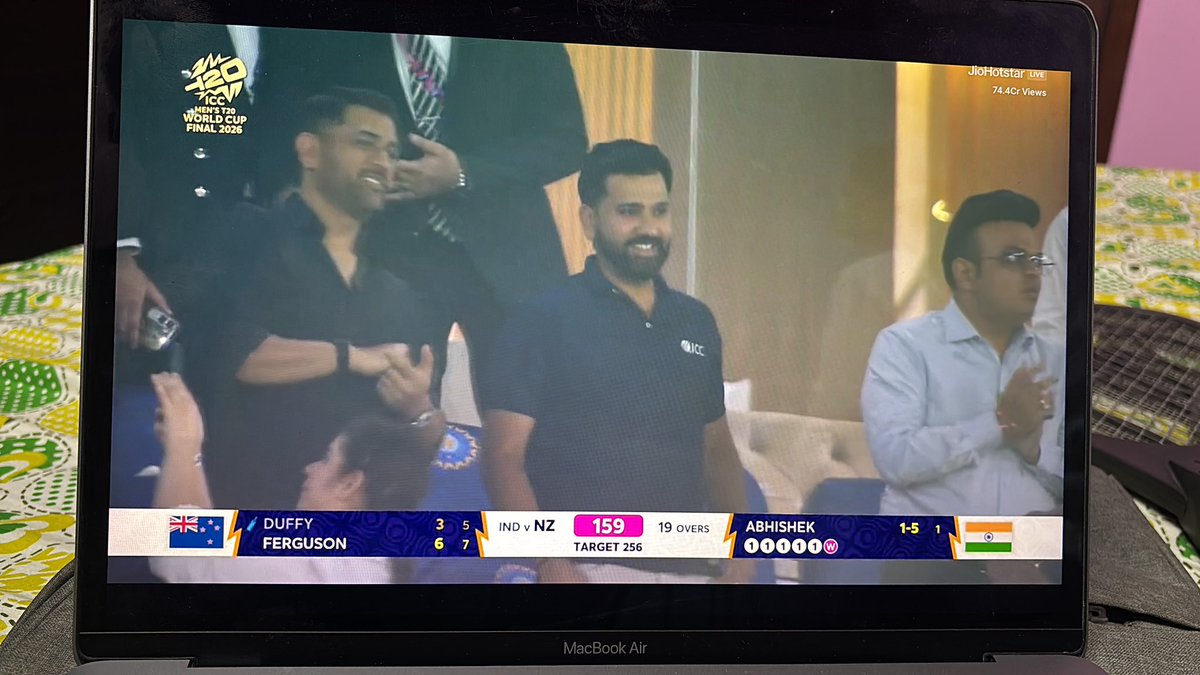 Nav_tweets's tweet photo. INDIA WIN THE T20 WORLD CUP 2026! 🏆🇮🇳🔥 Massive total, Bumrah's magic, and pure dominance over NZ in the final! Champions again! 💙 #TeamIndia #INDvsNZ #T20WorldCup #WorldChampions #MenInBlue https://t.co/8xyjfYmNpU
