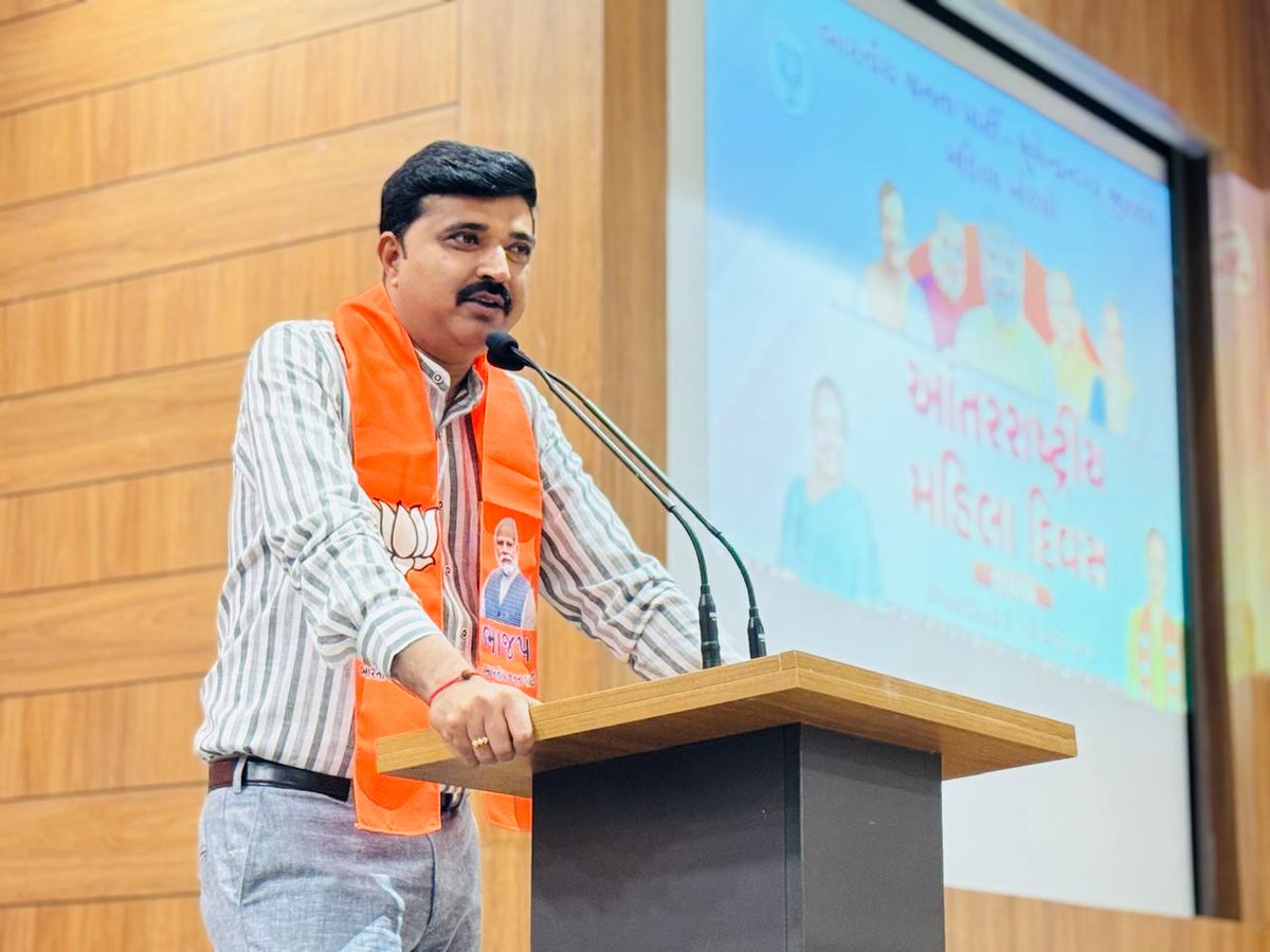 gujmahilamorcha's tweet photo. #સુરેન્દ્રનગર જિલ્લા ભાજપ મ. મોરચા દ્વારા મહિલા આંતરરાષ્ટ્રીય દિવસની ઉજવણી કરાઈ જેમાં મિલેટ આધારિત રસોઈ પ્રતિ પ્રતિયોગીતા યોજાઈ તેમજ અલગ અલગ ક્ષેત્રમાં સીધી પ્રાપ્ત કરેલ બહેનોનું સન્માન કરાયુ.
#womensupportingwomen 
#womensday❤️ https://t.co/LprtfhFzHr