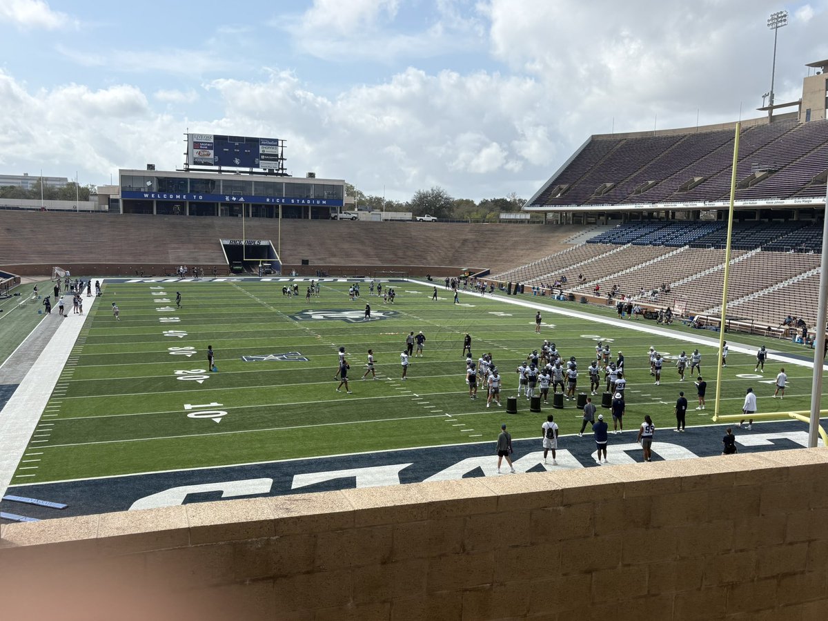 Gharen ''GEE'' Lewis tweet media