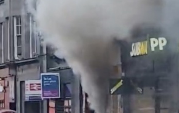 Mirror Breaking News tweet media