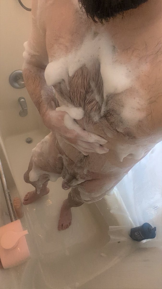 ThedoggoBerryAD's tweet photo. Who wants to help wash the bear? 😏😉 https://t.co/vJz8KjASPv
