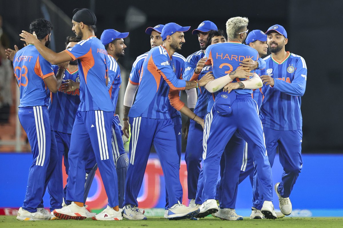 🇮🇳 🇮🇳 🇮🇳

INDIA FIRST TEAM TO WIN CONSECUTIVE T20 WORLD CUP, FIRST TEAM TO WIN THREE
🏆 🏆 🏆 

THEY CHSOSE THE FINAL TO HAVE THEIR PERFECT DAY

#INDvNZ
#T20WorldCup