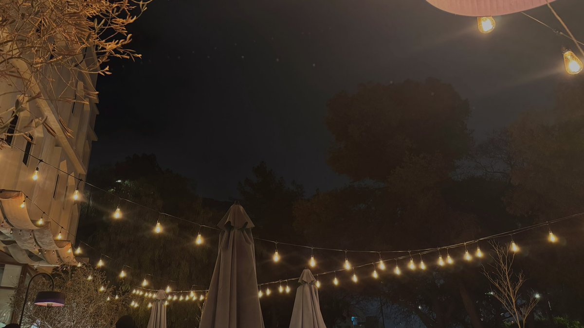 لانـا tweet media