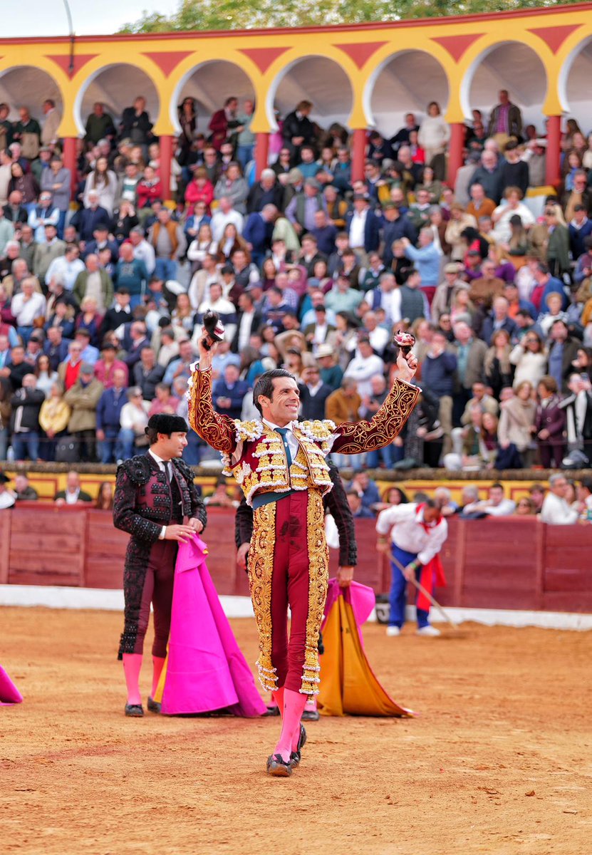 Emilio de Justo tweet media