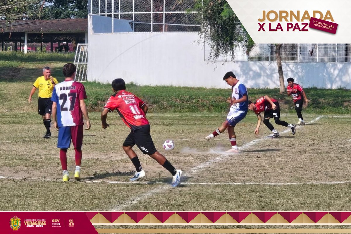 CobaevVeracruz's tweet photo. La comunidad #COBAEV se sumó a la #JornadaPorLaPazYContraLasAdicciones con diversas actividades artísticas y deportivas que promueven la sana convivencia entre nuestras y nuestros estudiantes. 🕊️✨

#ElFentaniloTeMata 🚫💊 https://t.co/NRp7AhGEe5