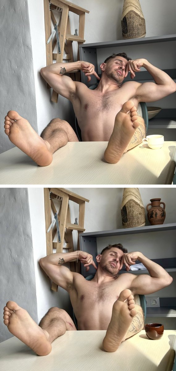 My dogs are out again!!! How many differences did u spot?