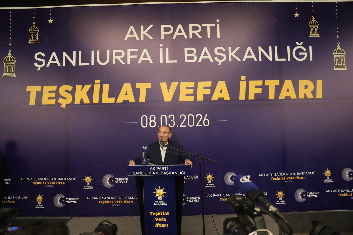 mcanpolatnet's tweet photo. AK Parti Şanlıurfa İl Başkanlığımız tarafından düzenlenen Teşkilat Vefa İftarı programında; AK Parti Genel Başkan Yardımcımız ve Kültür ve Sanat Politikaları Başkanımız Sn. Hüseyin Yayman, TBMM Başkanvekilimiz ve Şanlıurfa Milletvekilimiz Sn. Bekir Bozdağ, Milletvekillerimiz, AK Parti Şanlıurfa İl Başkanımız Sn. İlhami Günbegi, önceki dönem büyükşehir ve ilçe belediye başkanlarımız, önceki dönem ilçe başkanlarımız, il protokolümüz ve teşkilat mensuplarımızla bir araya geldik.

Birliğimiz ve beraberliğimiz daim olsun.

@bybekirbozdag 
@milhamigunbegi
