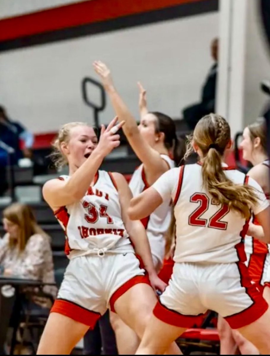 grassmonkey6's tweet photo. Basketball season ✅
Sweet 16✅

While softball is “my” sport, every chance I get to compete is an opportunity I crave!! Thankful for everything I learned from coaches and teammates.
#threesportathlete 
#tgbtg  
@Jeremy_P_Higdon @FPXHigdonCarr 
@Brandon14Carr https://t.co/R9l2XsFyNs