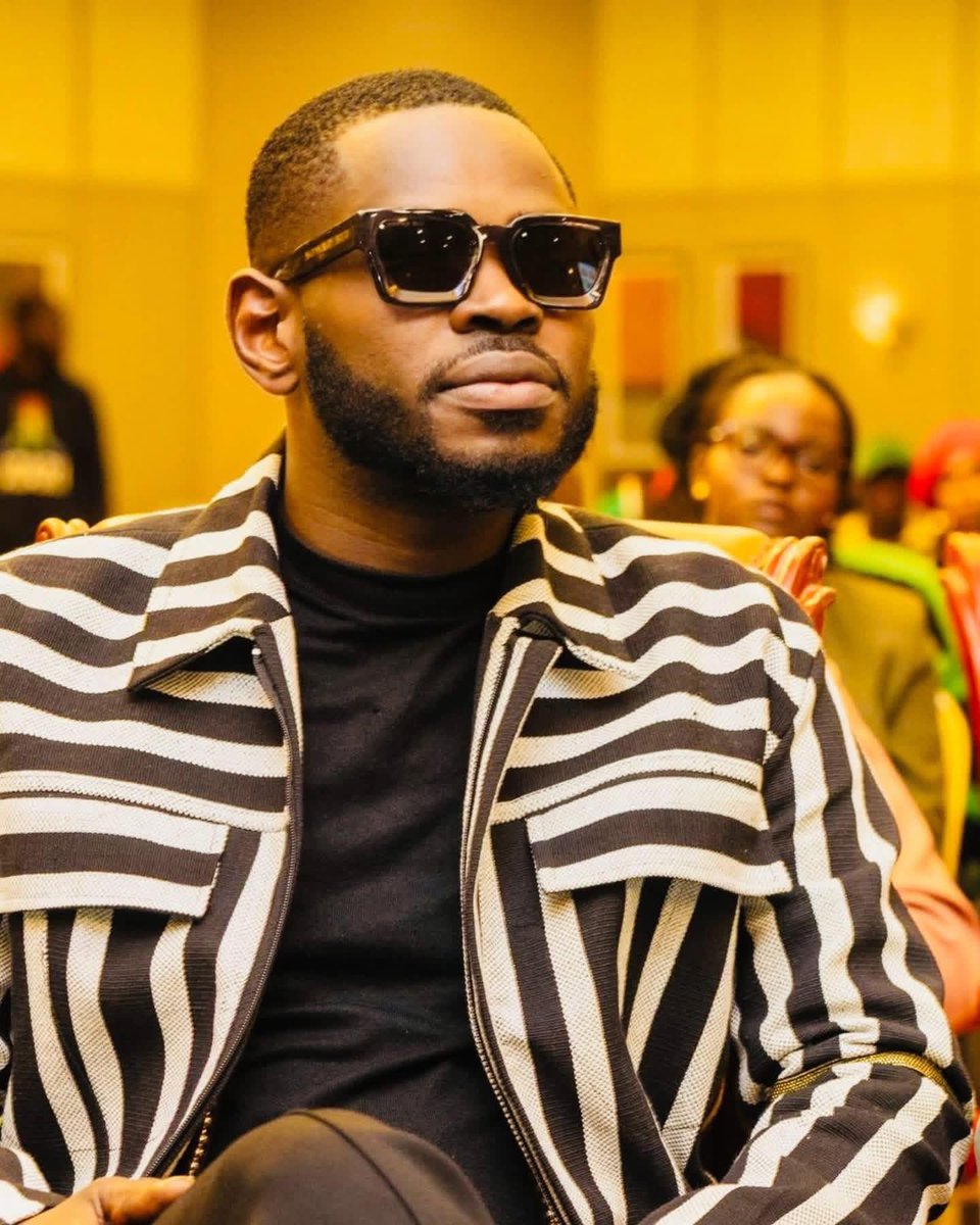 EXCLUSIF] 40e suspect arrêté : Un étudiant enfonce Pape Cheikh Diallo et Ibrahima Magib Seck par des aveux explosifs

La gendarmerie nationale, sous le commandement du général Martin Faye, multiplie ses actions sur le territoire national pour lutter contre la délinquance, la