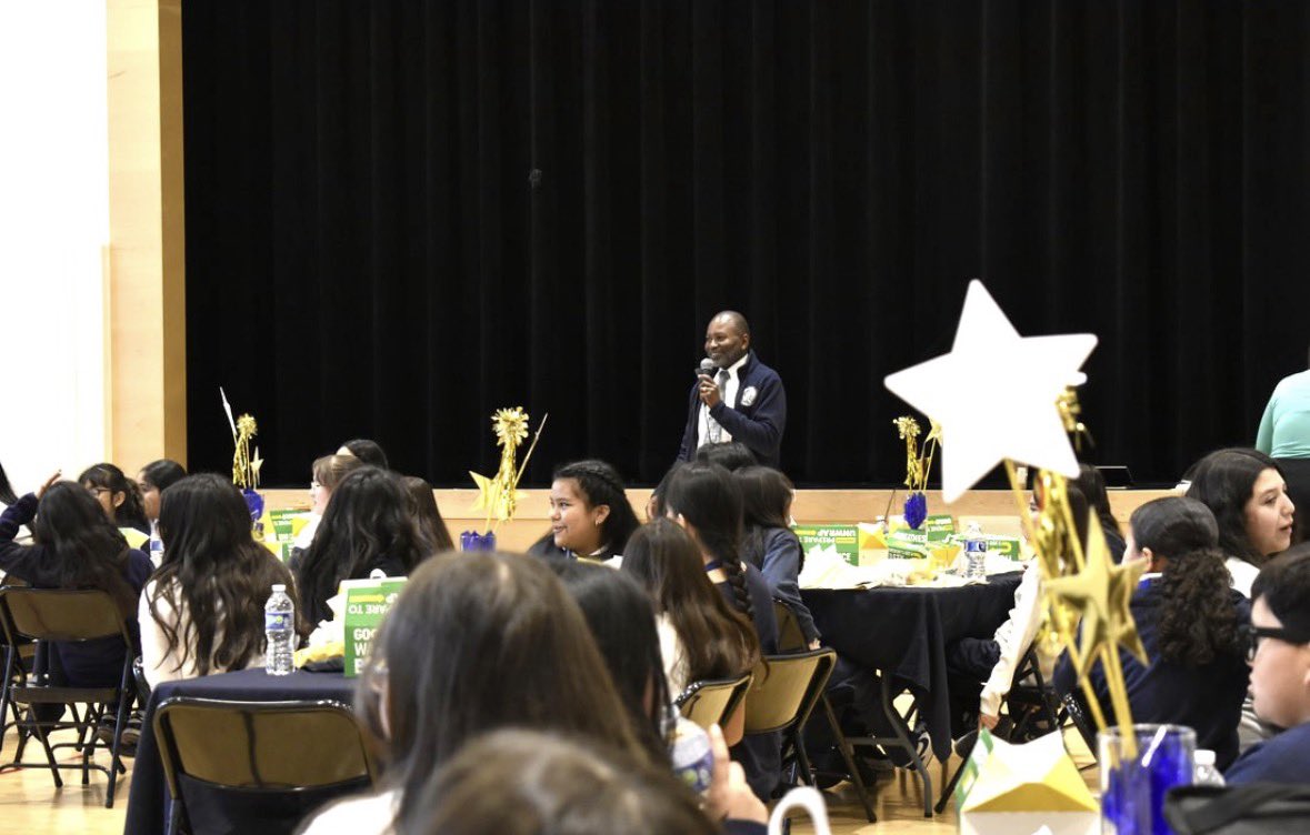 Network 10 tweet media