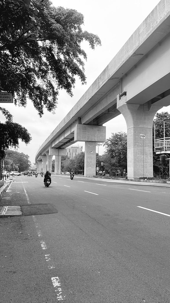 chrming man tweet media