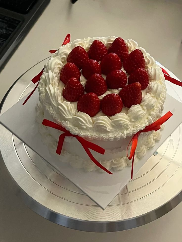 Giselle. tweet media