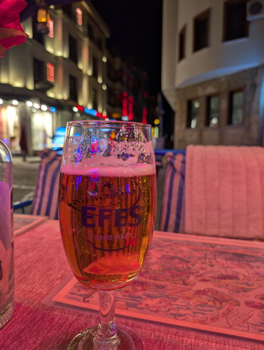 Sheldon_worrall's tweet photo. It is quite nice to be back in this boss city #Istanbul https://t.co/BAq2X8zYxX