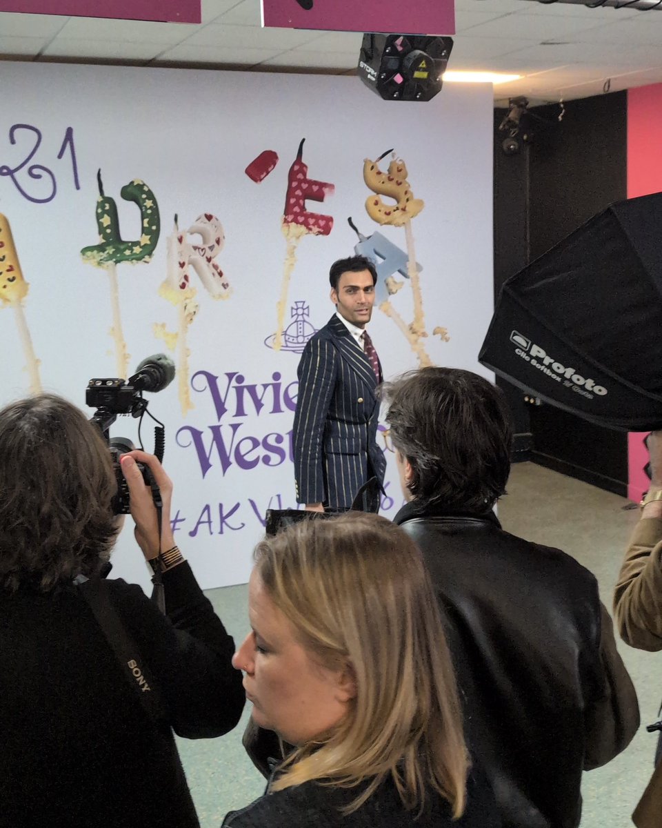 Jeetendr Sehdev 🙏☀️ tweet media