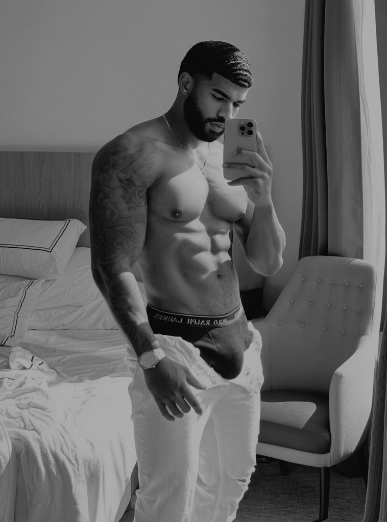 Hey babe

ㅤ[ ♡ ]— Let's fuck

#Sexrol #BBC #Freerol