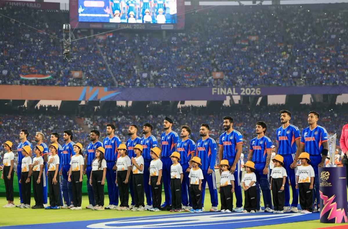 sarthak024's tweet photo. First was magical.
Second was special.
Third…is inevitable. 🇮🇳🏆

#IndiaVsNewZealand #worldchampions https://t.co/BLrQLFCPOt