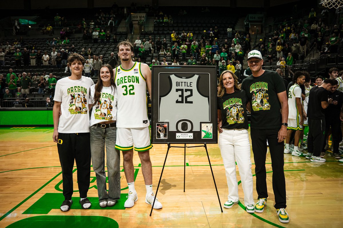 Oregon Men's Basketball tweet media