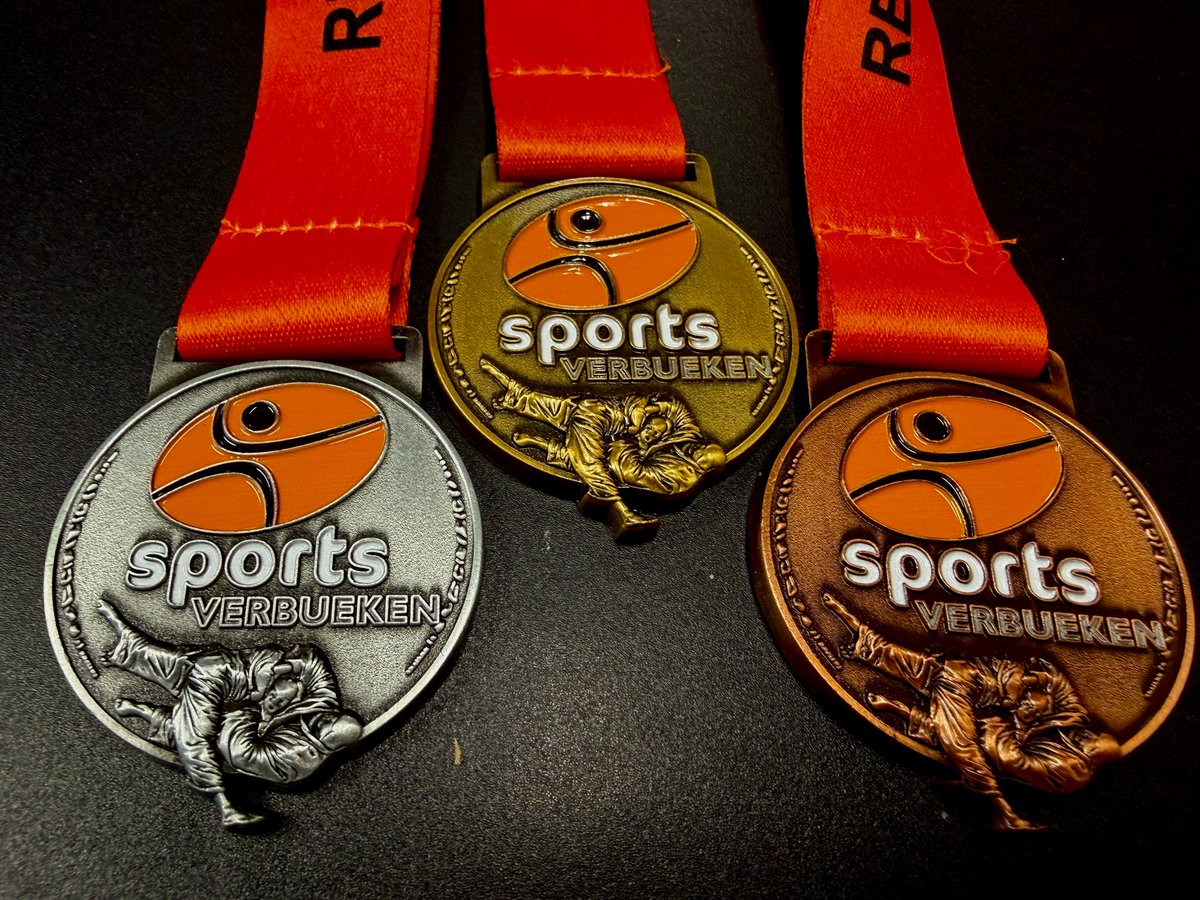 Mooie exclusieve #medaille gemaakt voor Verbueken Sports voor hun judocompetitie. Wij maken medailles in ieder gewenst design. hadosportsgear.nl

#NihonSport #KiesKwaliteit #PersonalPassionPerfection #medailles #exclusievemedailles #penningen #sleutelhanger