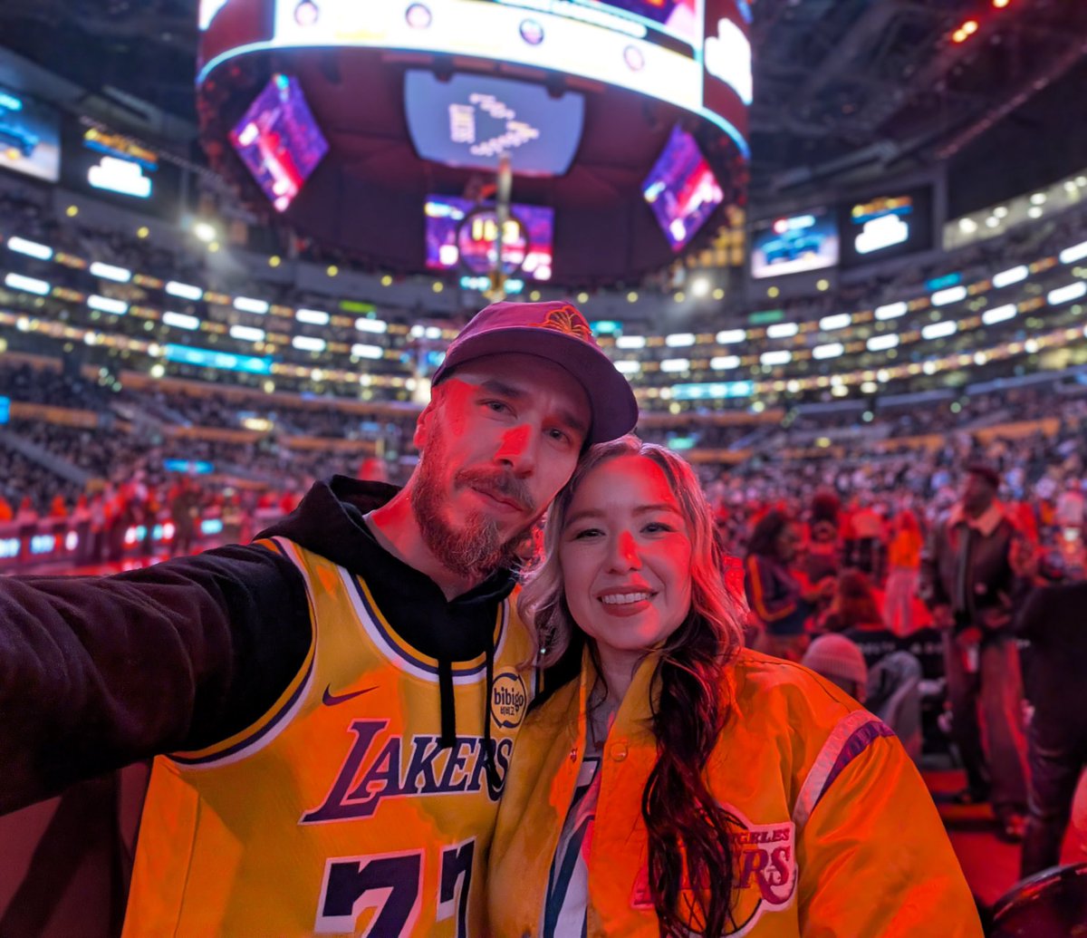 Lakers Store tweet media